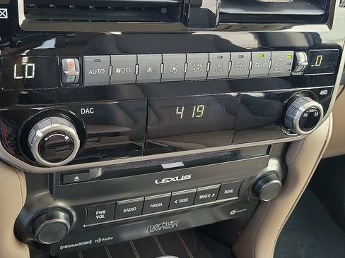 Used 2023 Lexus GX 460 Premium AWD/4WD image 26