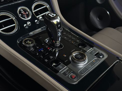 Used 2020 Bentley Continental GT V8 AWD/4WD image 36