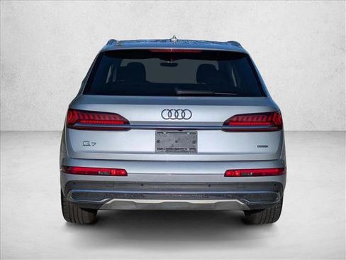 Used 2022 Audi Q7 3.0T Premium AWD/4WD image 5