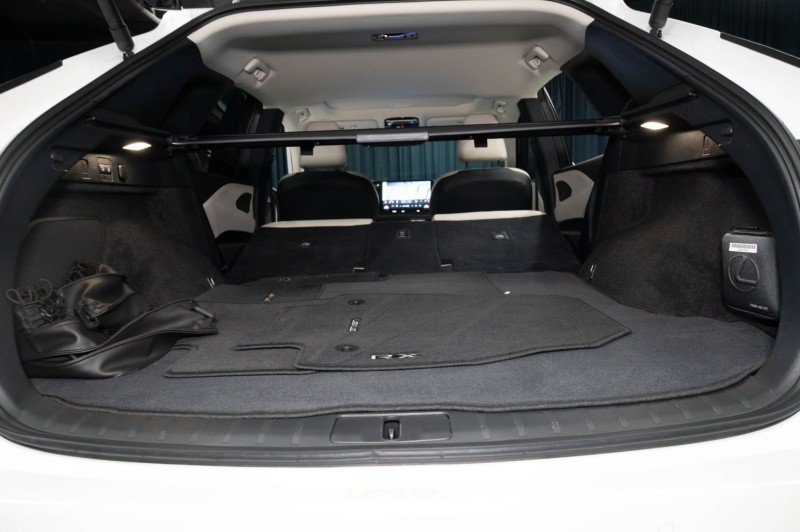 Used 2024 Lexus RX 350h w/ Convenience Package AWD/4WD image 31