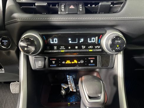 Used 2023 Toyota RAV4 Limited AWD/4WD image 19