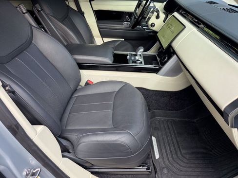 Certified 2023 Land Rover Range Rover Long Wheelbase SE AWD/4WD image 3