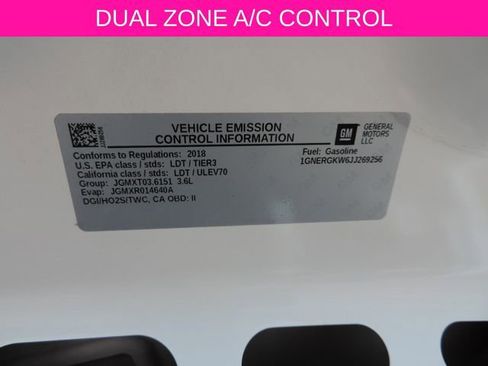 Used 2018 Chevrolet Traverse LT image 18