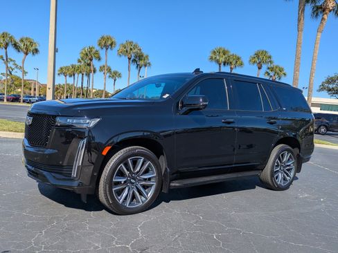 Used 2021 Cadillac Escalade Sport w/ Heavy-Duty Trailer Package image 2