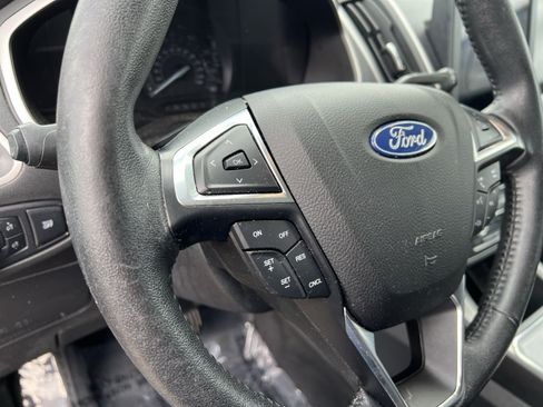 Used 2021 Ford Edge SEL AWD/4WD image 30
