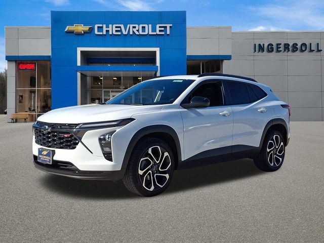 Used 2025 Chevrolet Trax RS w/ Sunroof Package FWD image 34