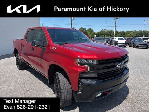 Used 2021 Chevrolet Silverado 1500 LT Trail Boss w/ Bed Protection Package AWD/4WD image 3