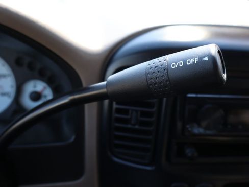 Used 2001 Ford Escape XLT image 30