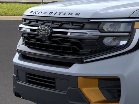 New 2026 Ford Expedition Tremor image 17