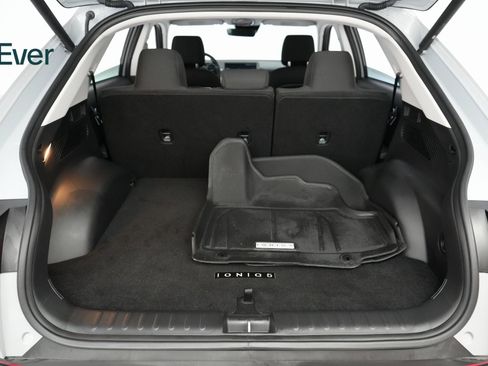 Used 2024 Hyundai Ioniq 5 SEL image 22