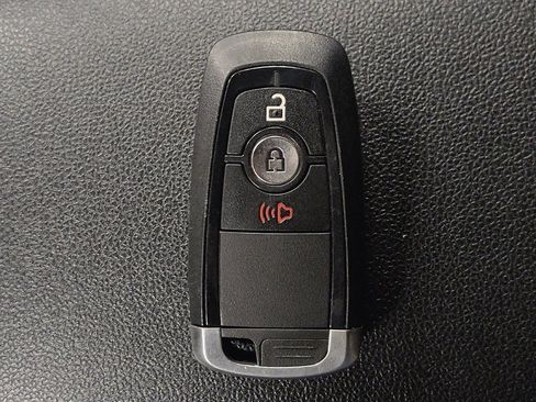 Used 2020 Ford Escape SE FWD image 32