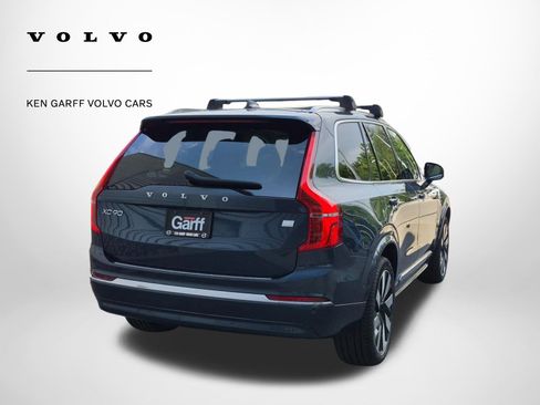 Used 2023 Volvo XC90 T8 Ultimate AWD/4WD image 3