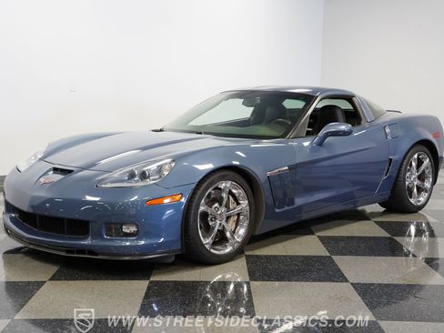 Used 2011 Chevrolet Corvette Grand Sport RWD image 6