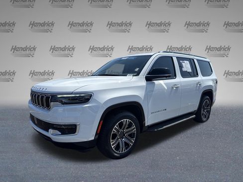 Used 2024 Jeep Wagoneer 4WD w/ Premium Group I image 4