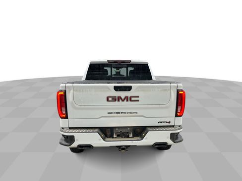 Used 2021 GMC Sierra 1500 AT4 w/ AT4 Carbonpro Edition AWD/4WD image 8