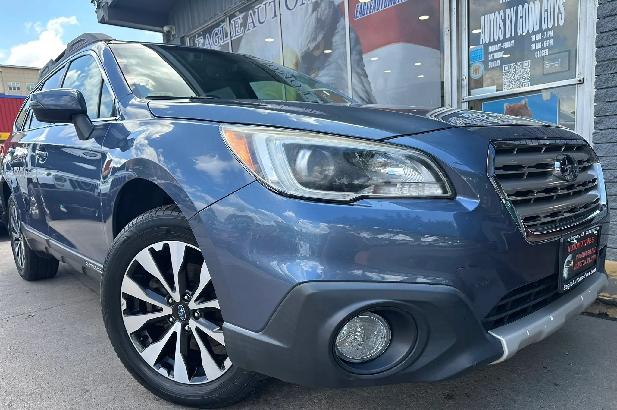 Used 2017 Subaru Outback 3.6R Limited AWD/4WD image 1