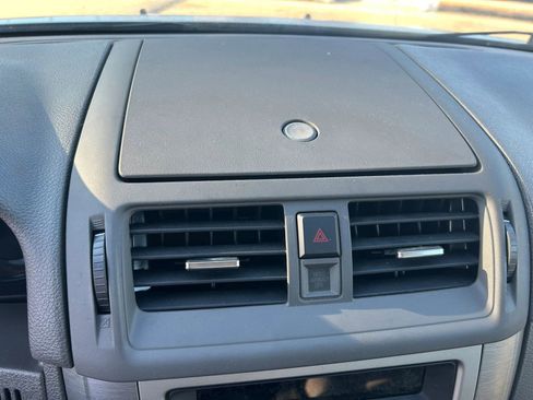 Used 2012 Ford Fusion S image 12