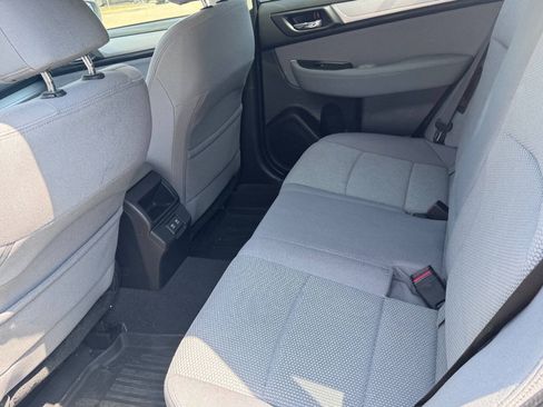Used 2019 Subaru Outback 2.5i Premium w/ Popular Package #2 AWD/4WD image 14