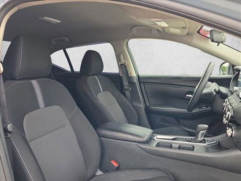 Used 2024 Nissan Sentra SV FWD image 18