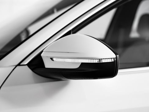 Certified 2025 Audi Q5 Premium w/ Convenience Package image 25