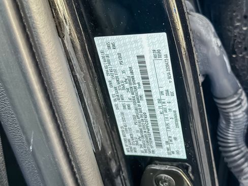 Used 2023 Ford F150 Lariat w/ Equipment Group 502A High image 29