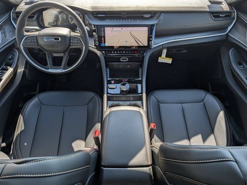 New 2026 Jeep Grand Cherokee Limited AWD/4WD image 8