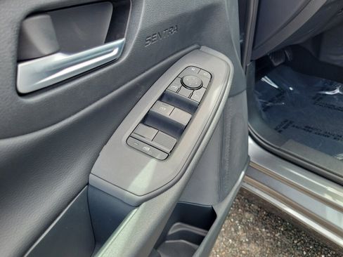 New 2027 Nissan Sentra S w/ Floor Mat Package FWD image 14
