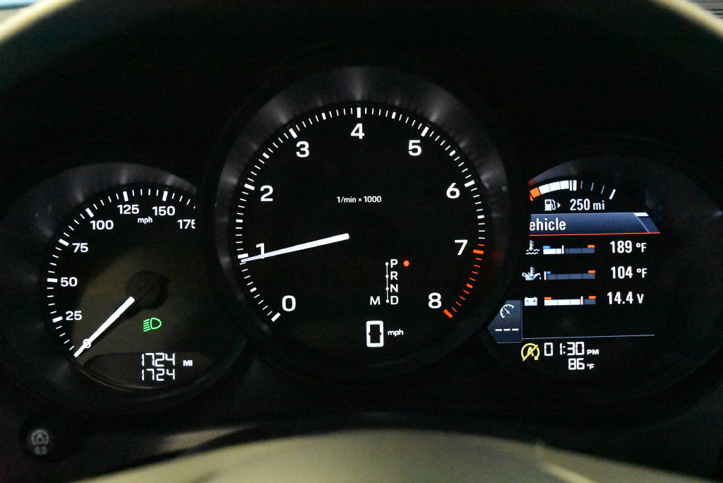 Certified 2026 Porsche Macan AWD/4WD image 20