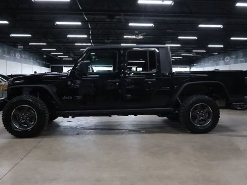 Used 2020 Jeep Gladiator Rubicon AWD/4WD image 2