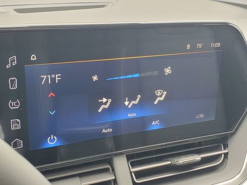 New 2026 Chevrolet Trax LT w/ Driver Confidence Package FWD image 16