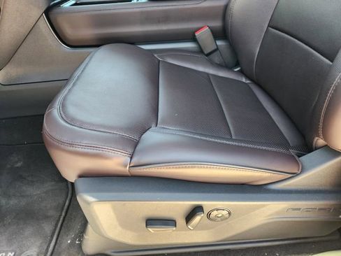 New 2026 Ford Expedition Max Platinum image 17