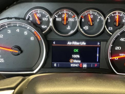 Used 2021 Chevrolet Silverado 1500 LT Trail Boss w/ Convenience Package II AWD/4WD image 24