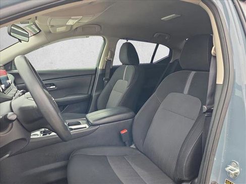 Used 2024 Nissan Sentra SV FWD image 15