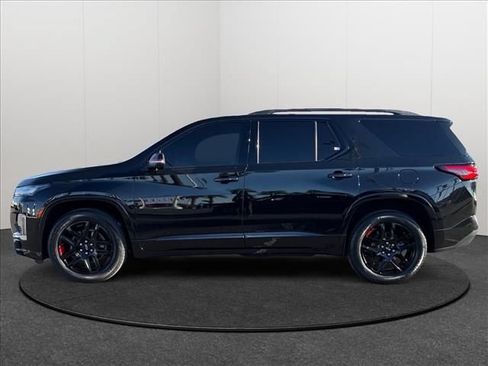 Certified 2023 Chevrolet Traverse Premier w/ Redline Edition FWD image 2