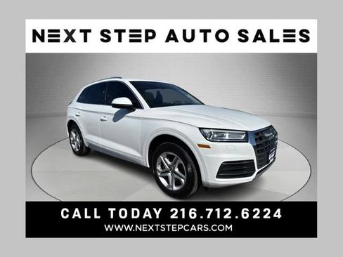 Used 2019 Audi Q5 2.0T Premium w/ Convenience Package AWD/4WD image 1