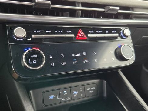 New 2025 Hyundai Santa Cruz Limited AWD/4WD image 8