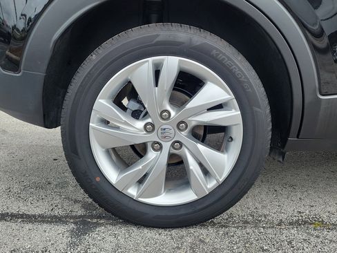 Used 2025 Buick Encore GX Preferred FWD image 9