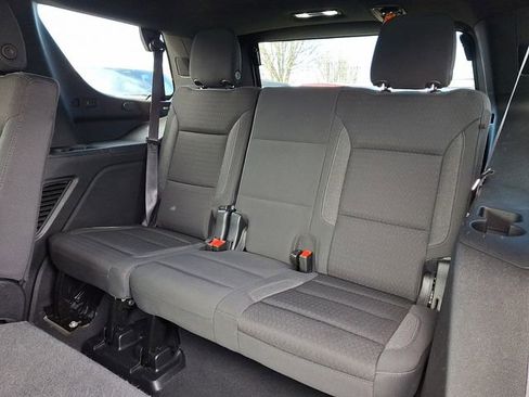 Used 2024 GMC Yukon SLE image 14