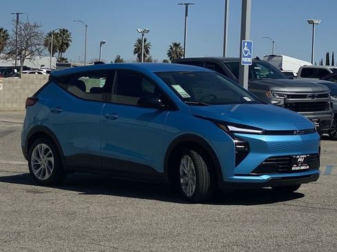 New 2027 Chevrolet Bolt LT w/ Comfort Package image 11