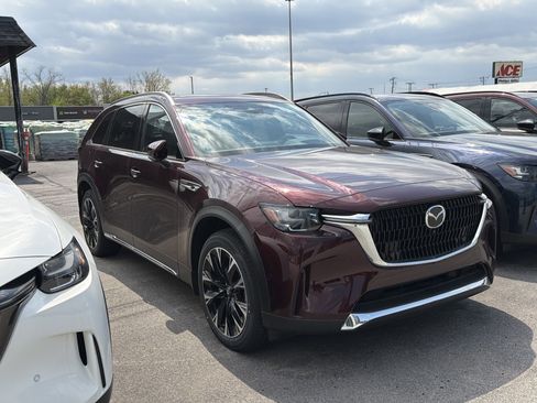 New 2026 MAZDA CX-90 Plug-In Hybrid w/ Premium Plus AWD/4WD image 4