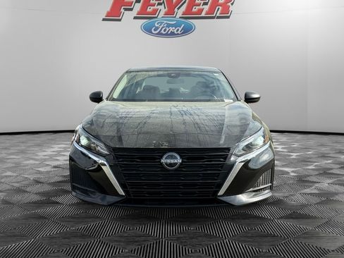 Used 2024 Nissan Altima 2.5 SV image 8