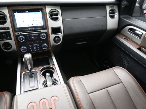 Used 2016 Ford Expedition King Ranch image 40
