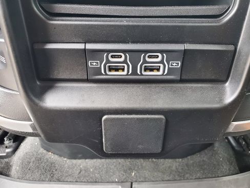Used 2023 RAM 1500 Big Horn AWD/4WD image 11