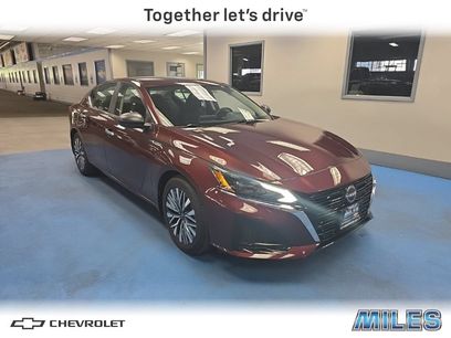 Used 2024 Nissan Altima 2.5 SV