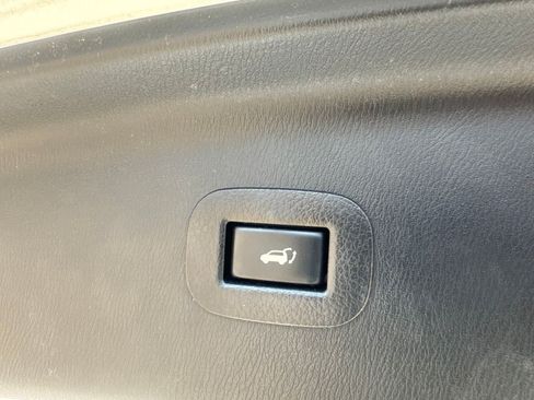 Used 2017 Nissan Armada SL w/ Technology Package RWD image 33