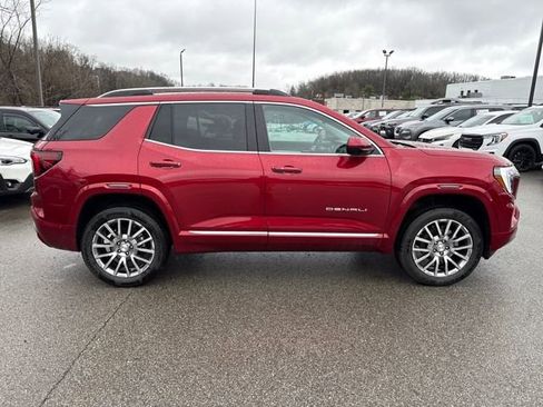 Used 2026 GMC Terrain Denali image 6