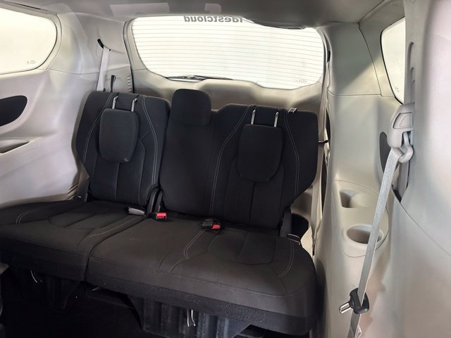 Used 2023 Chrysler Voyager LX FWD image 23