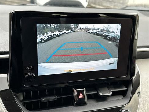 Certified 2024 Toyota Corolla LE image 32