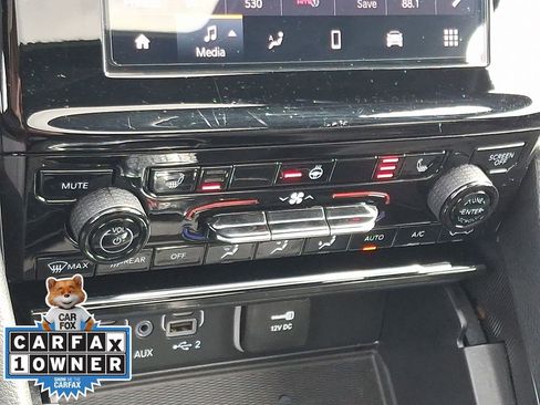 Used 2024 Jeep Grand Cherokee Altitude image 17