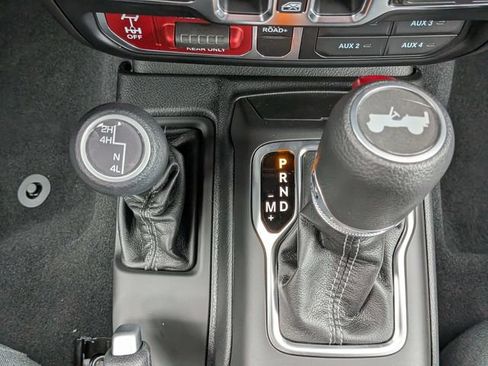 New 2026 Jeep Wrangler Unlimited Sport AWD/4WD image 17